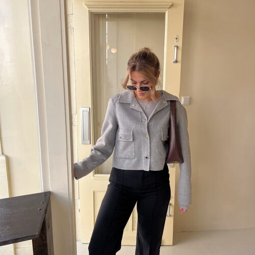 Manteau court en mélange de laine